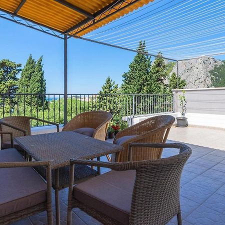 Gorgeous Apartment In Omis With Kitchen Экстерьер фото